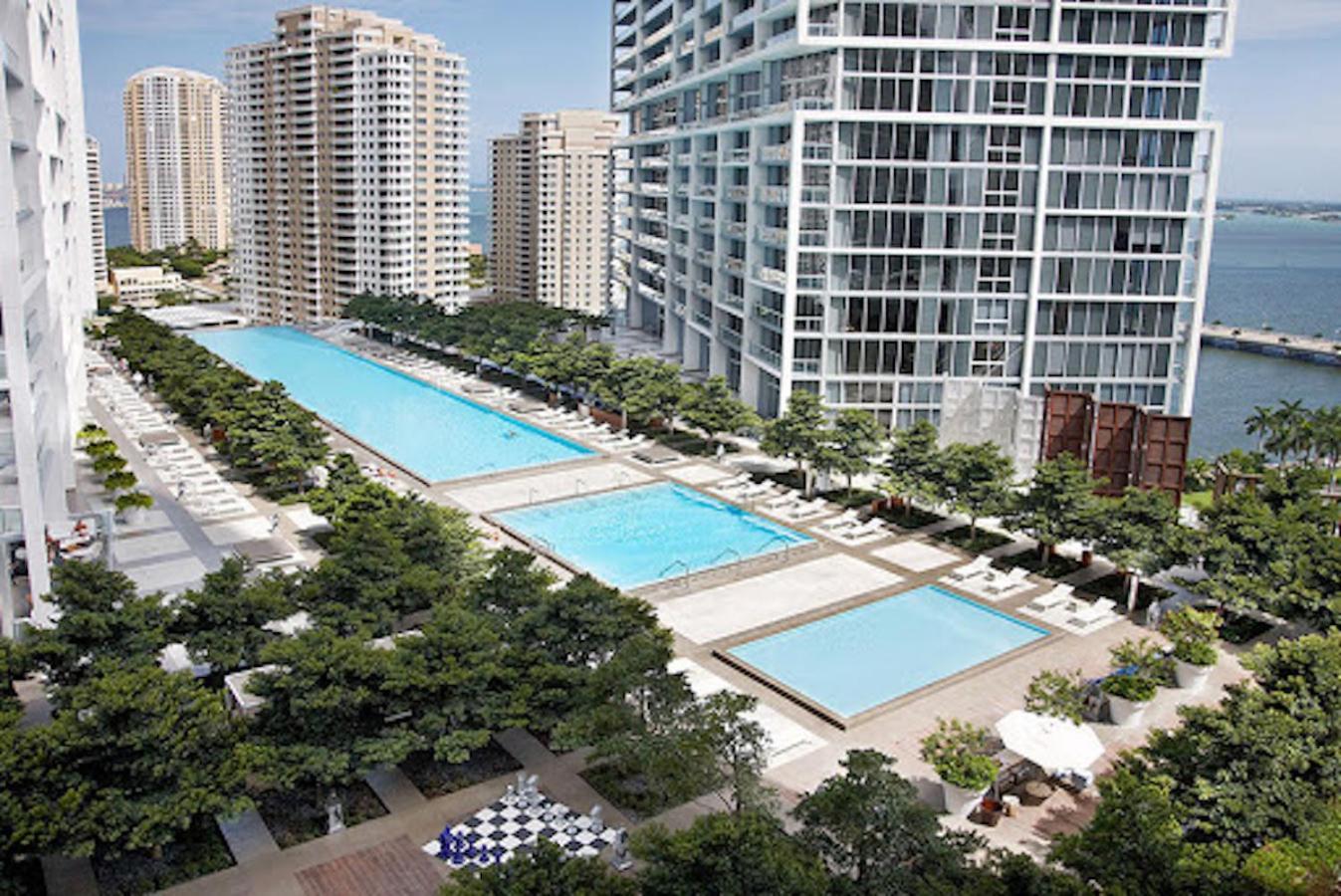Luxurious Condo At Icon With Views Miami Buitenkant foto