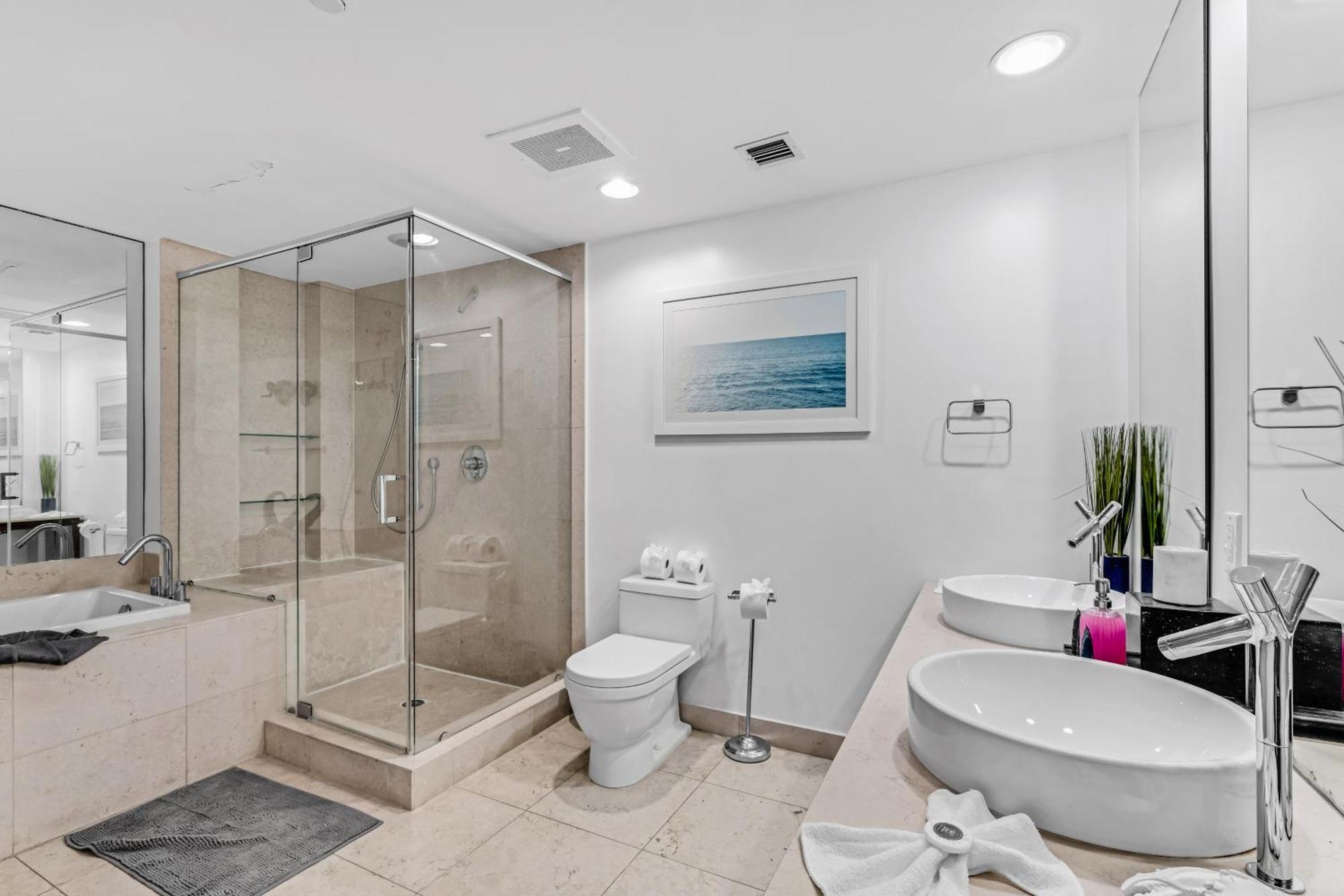Luxurious Condo At Icon With Views Miami Buitenkant foto