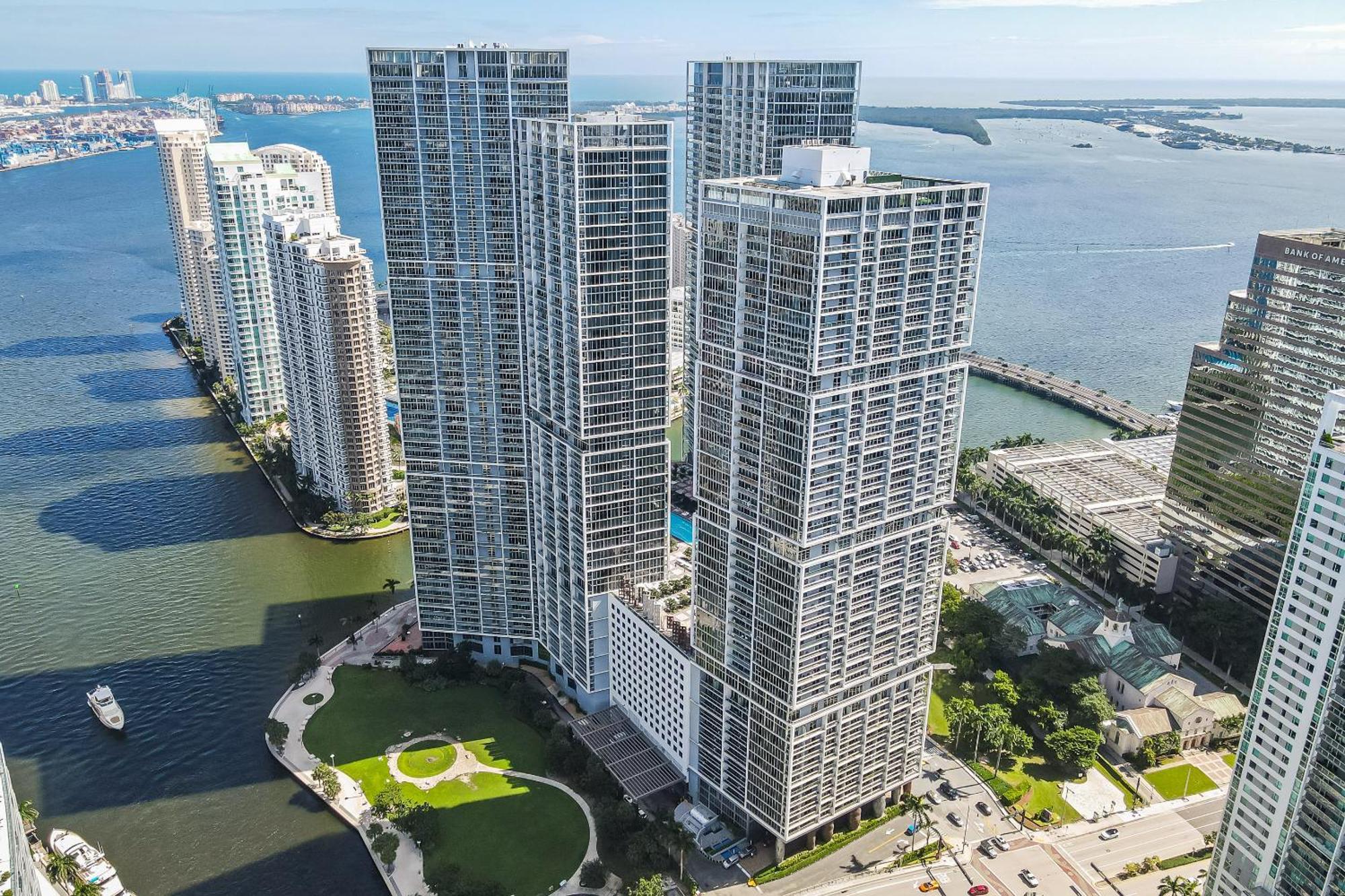 Luxurious Condo At Icon With Views Miami Buitenkant foto